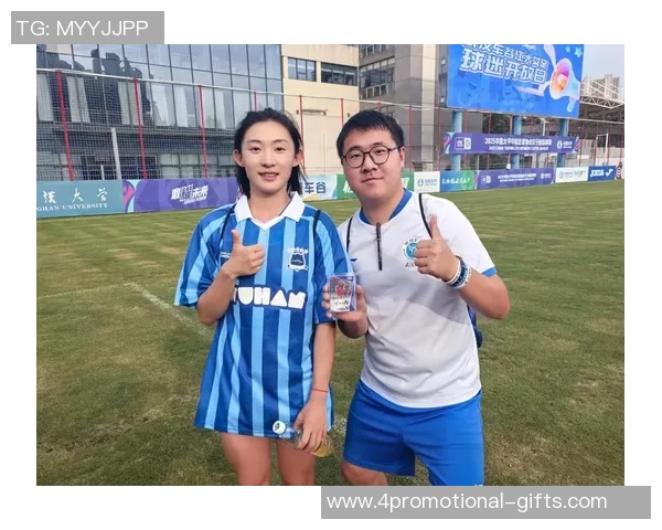 足球新星接力父亲梦 足球球星子女精彩进球震撼全场