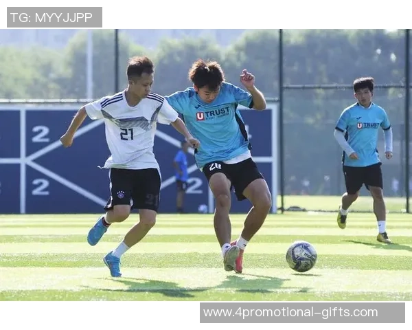 足球球星与农民的相似之处：从拼搏精神到勤奋工作的共同点分析