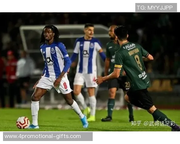 足球界值得收藏的明星球员卡推荐及投资价值分析